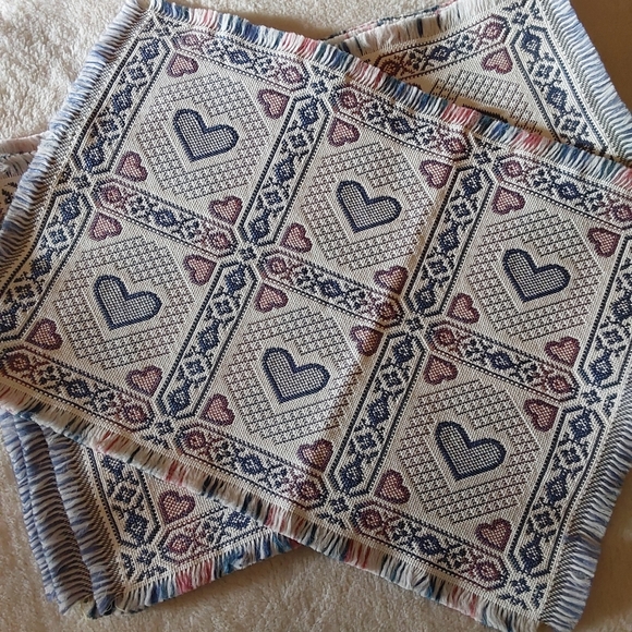 🌺 NEW Table Runner + 6 Placemats Set (Reversible) - Picture 8 of 10